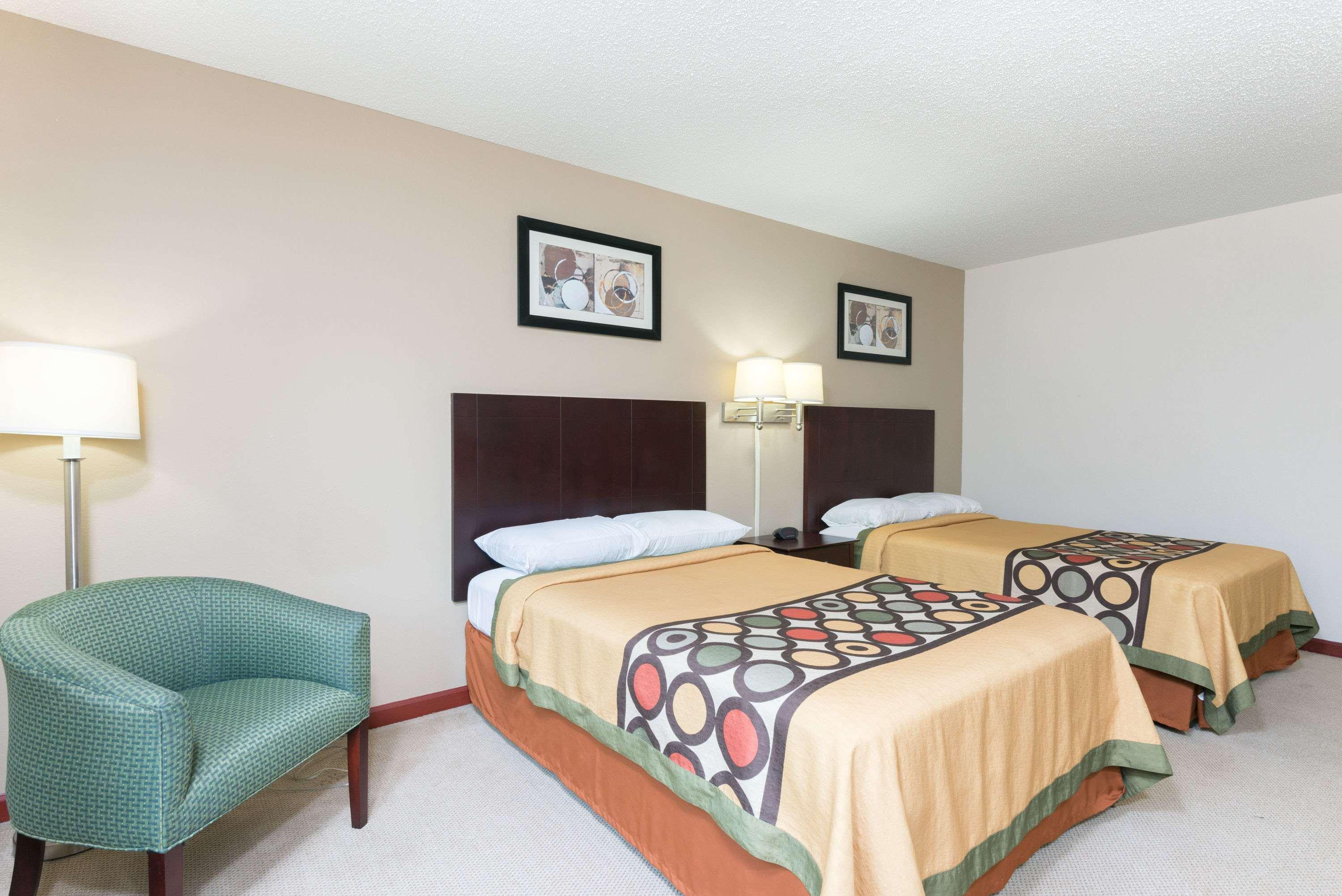Super 8 By Wyndham Beaver Falls Ngoại thất bức ảnh