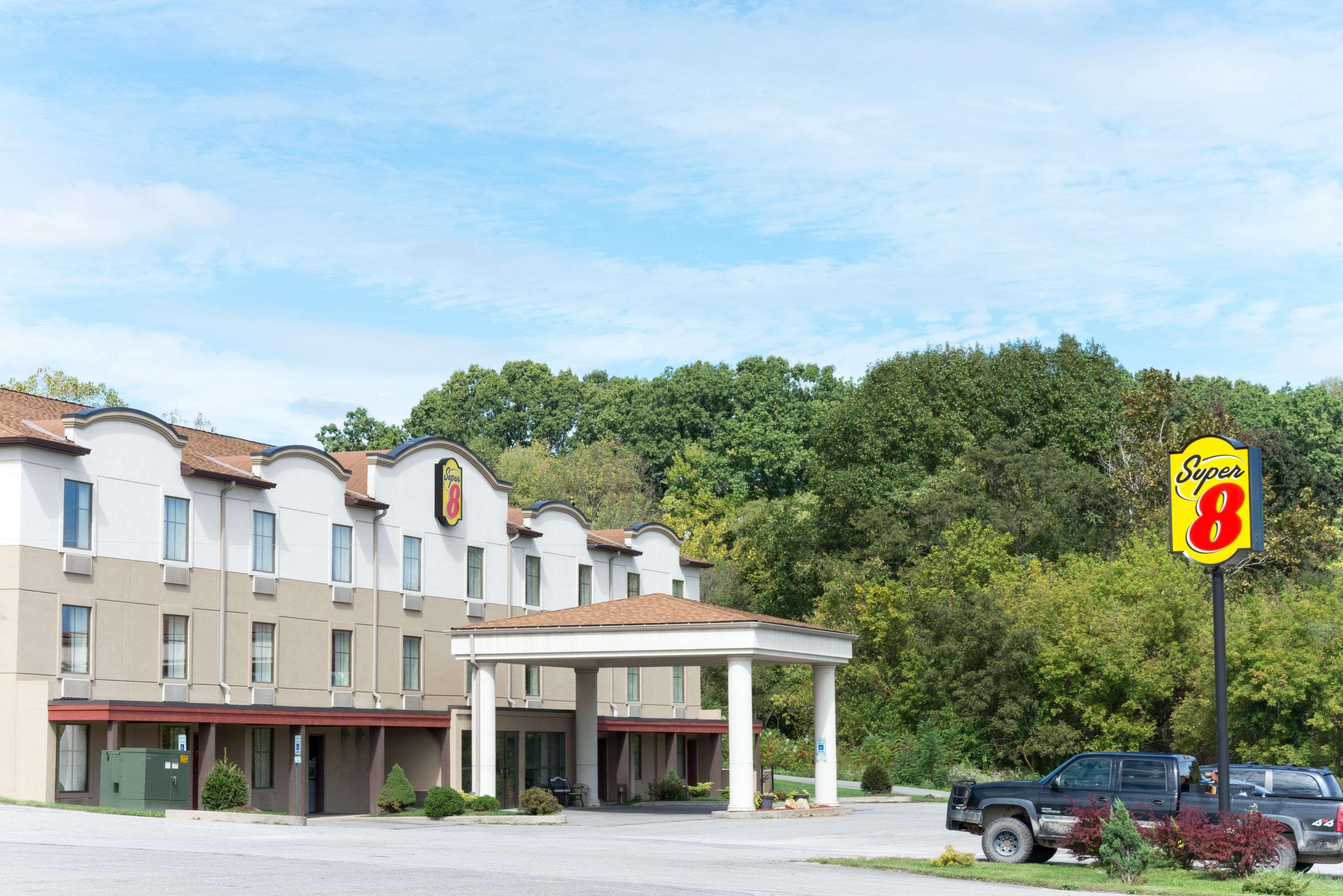 Super 8 By Wyndham Beaver Falls Ngoại thất bức ảnh
